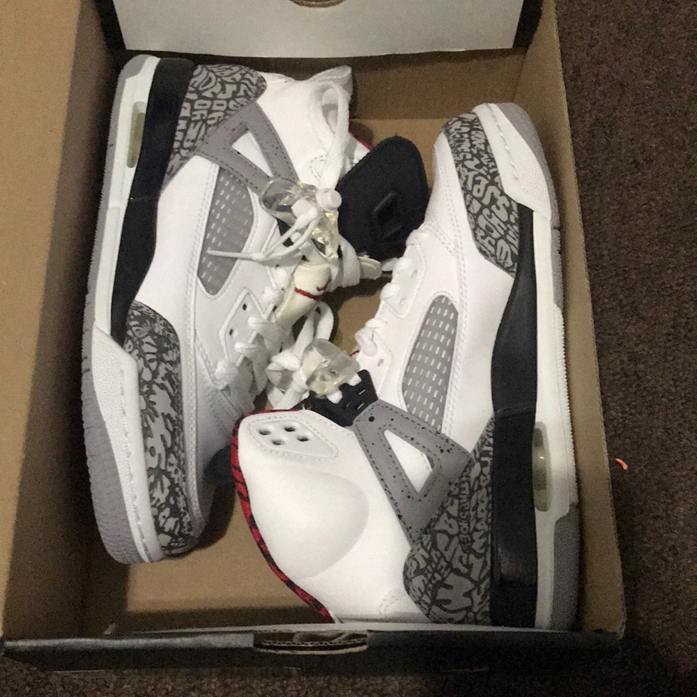 Jordan Spikes